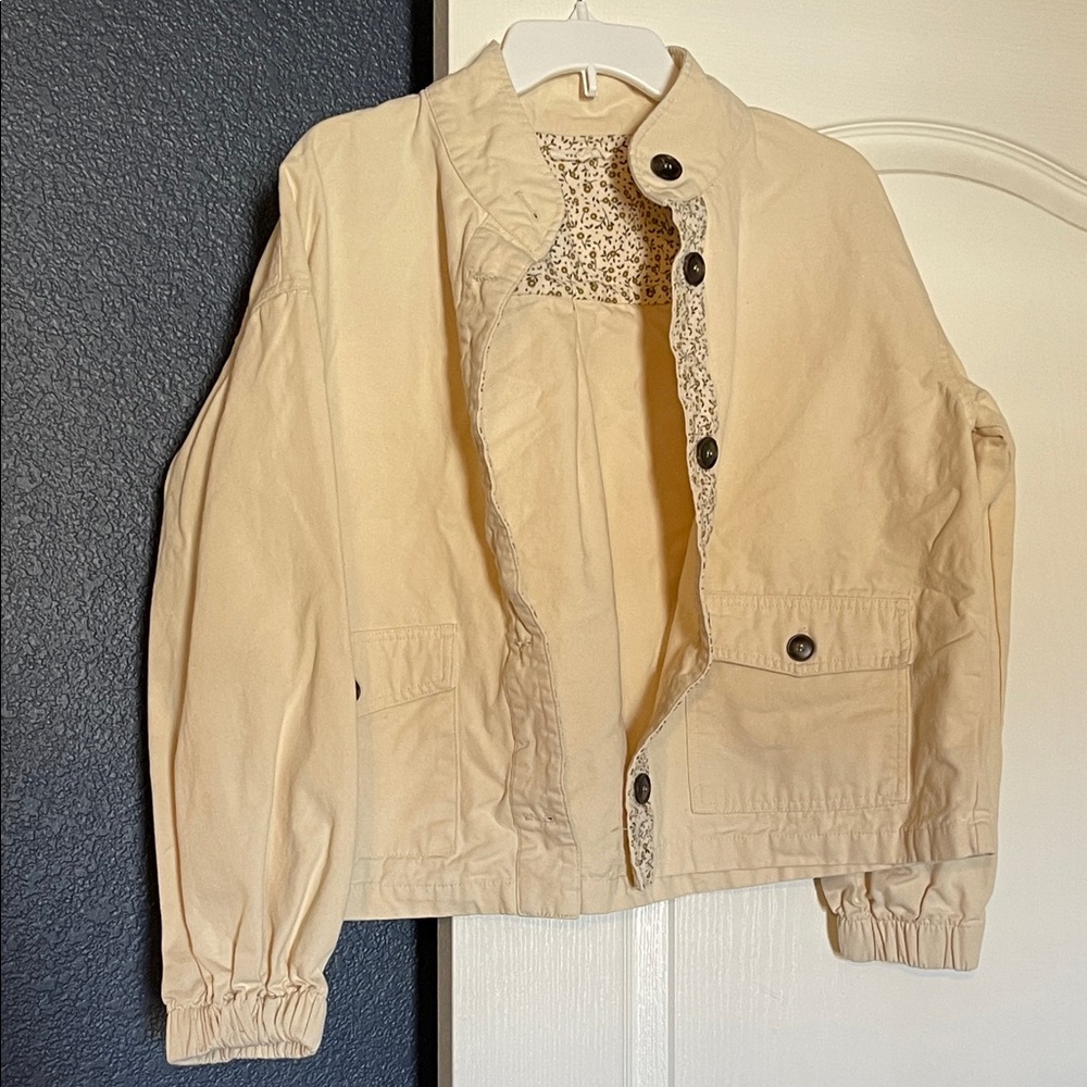 Stylish Cream Utility Jacket for Women